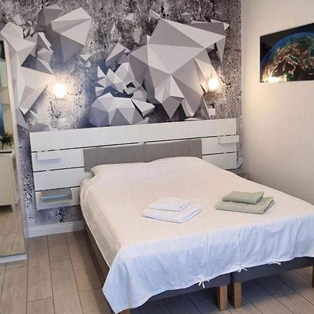 Elisabeta Studio Apartment Bucareste Exterior foto